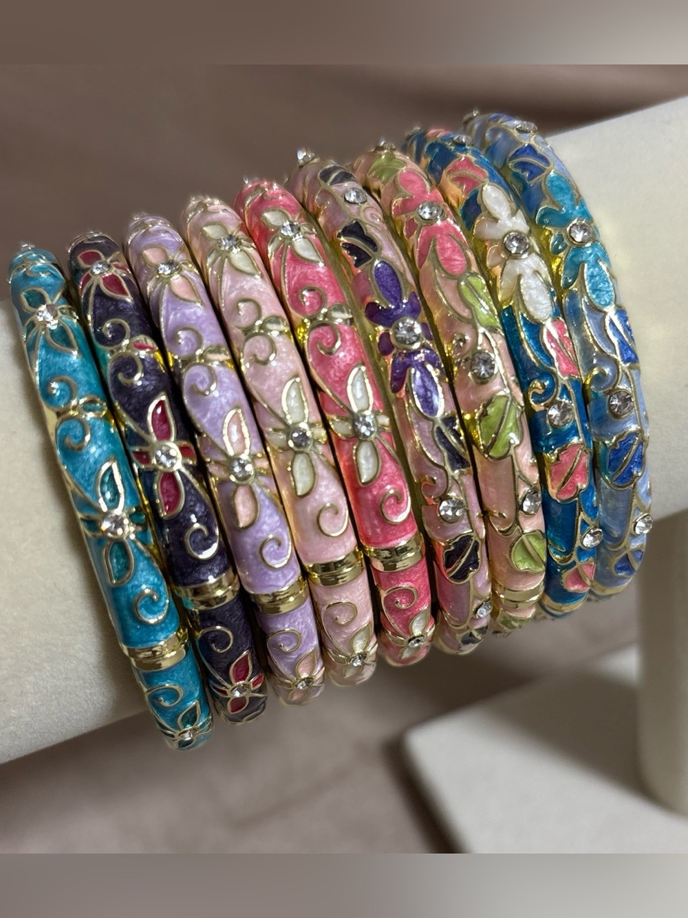 New 9 Vintage Colorful Hinged Bangles Gold Tone Enamel Floral Bracelets,Purple